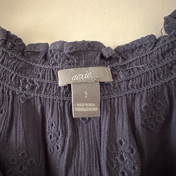 Flowery blouse 🌸 - Picture 2 of 3